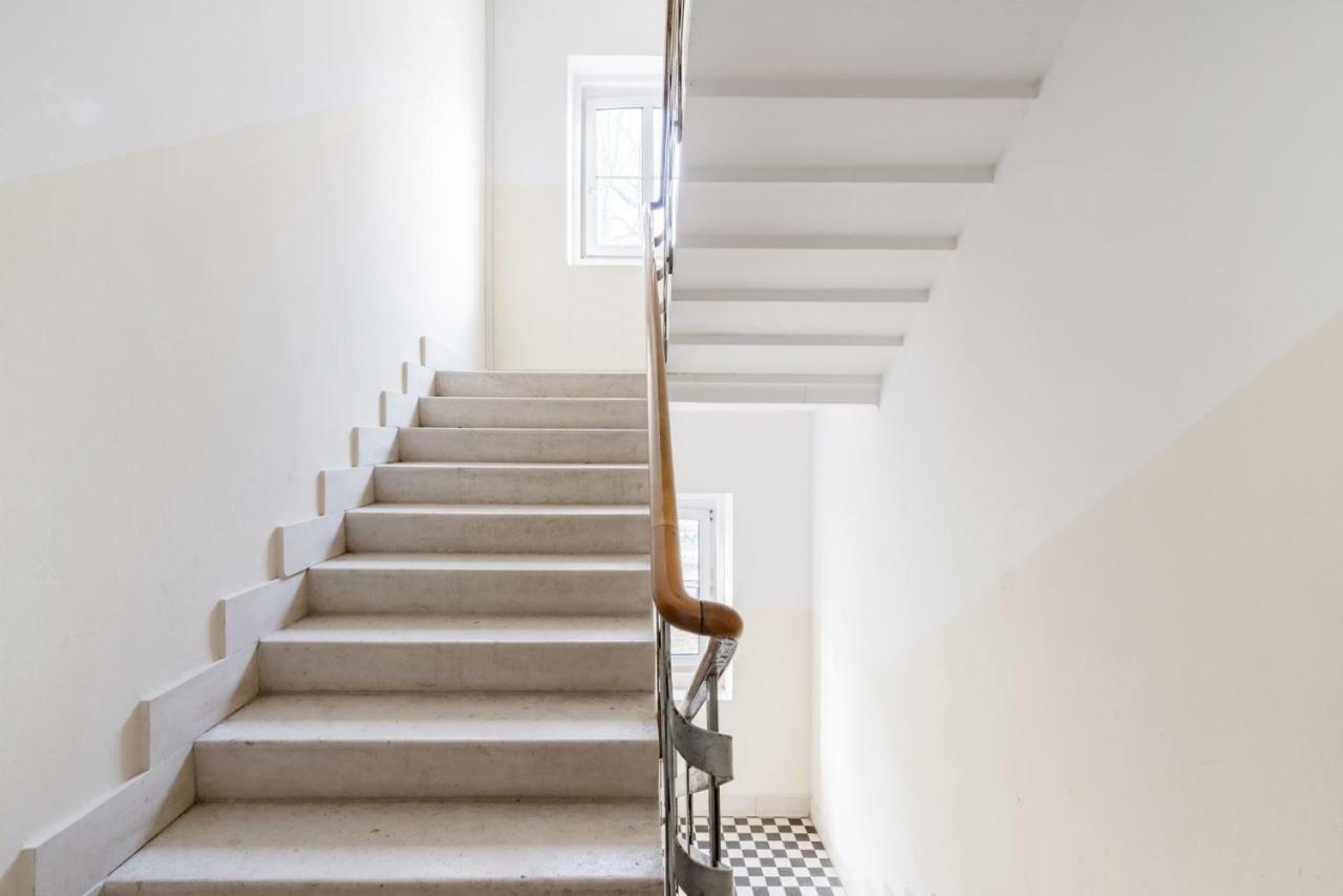 Airy Seafront 1920S Apartment スプリト エクステリア 写真